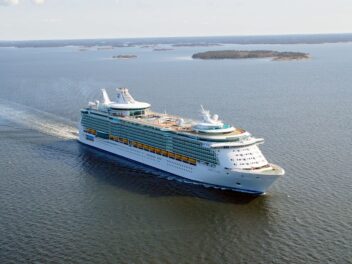 Medium-16921-24 Liberty Of The Seas